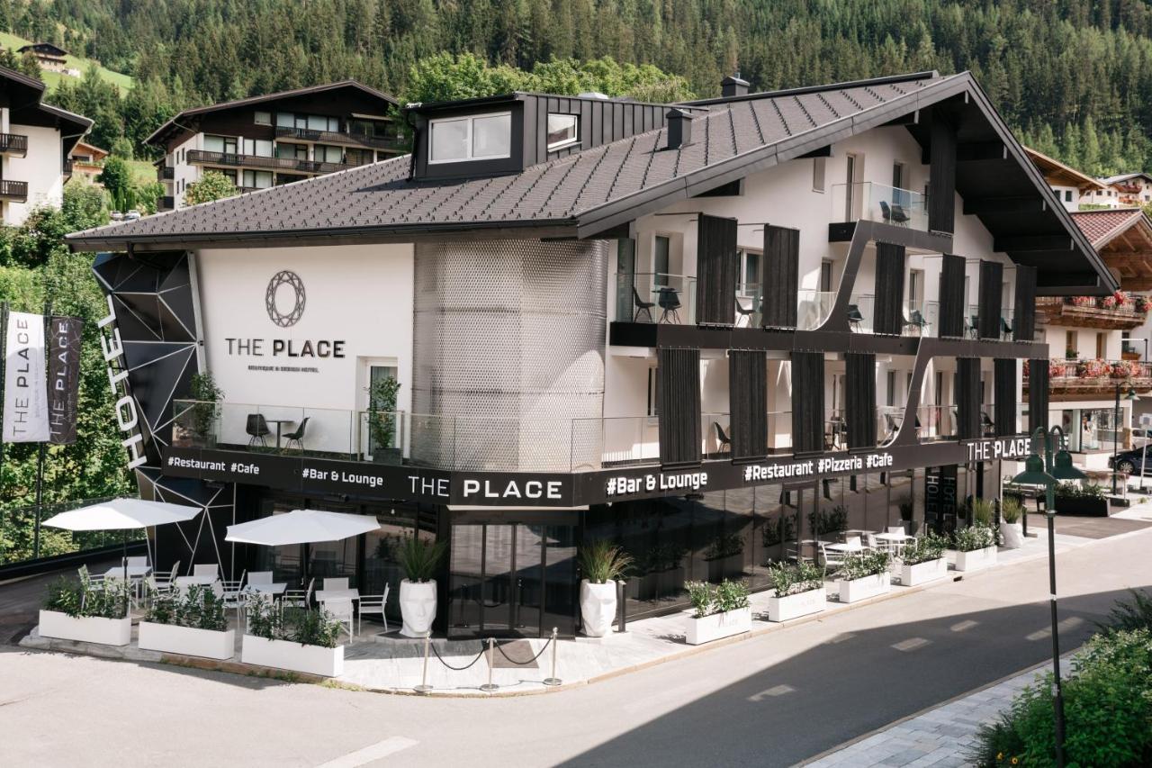 The Place Boutique & Design Hotel Флахау Екстериор снимка